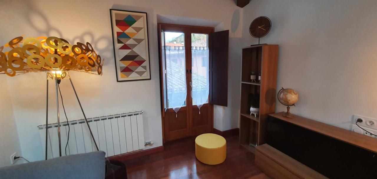 Cal Tranquil Camprodon, Acollidor Atic Al Centre Exterior foto